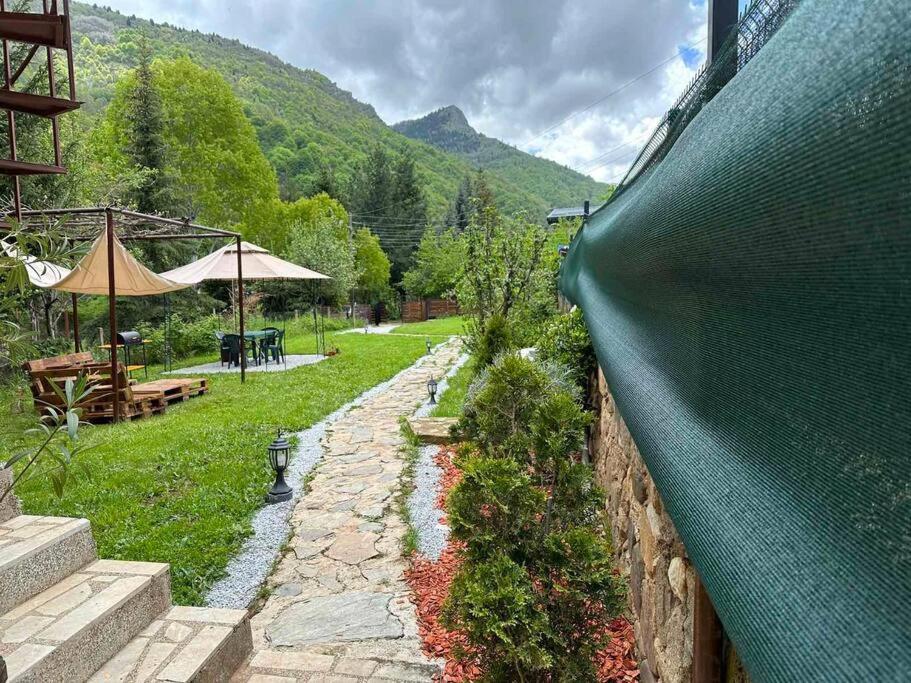 Cosy Mountain Villa In Nizepole 비톨라 외부 사진